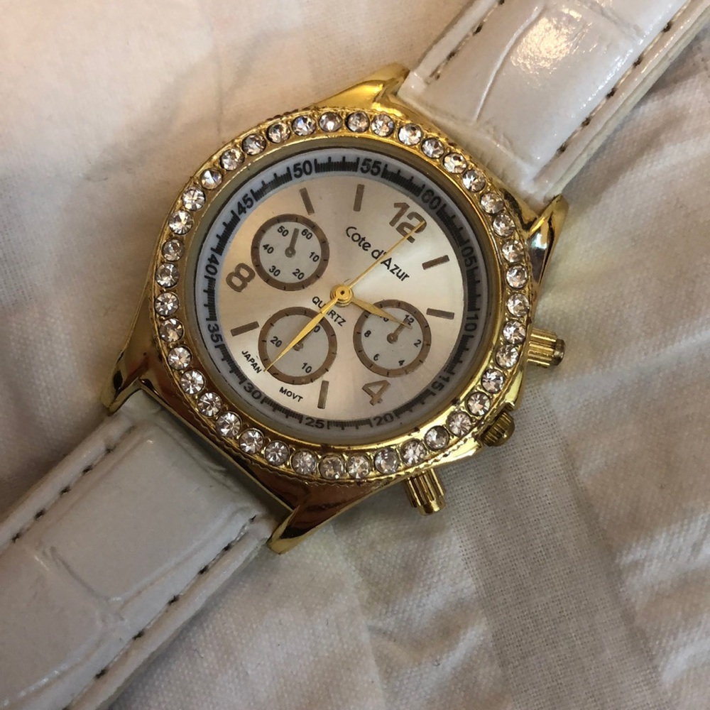Watch - Picture 2 of 2